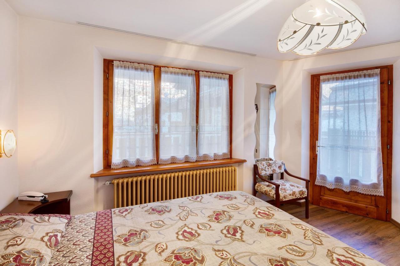 A Due Passi Valdidentro Apartment Isolaccia Exterior photo